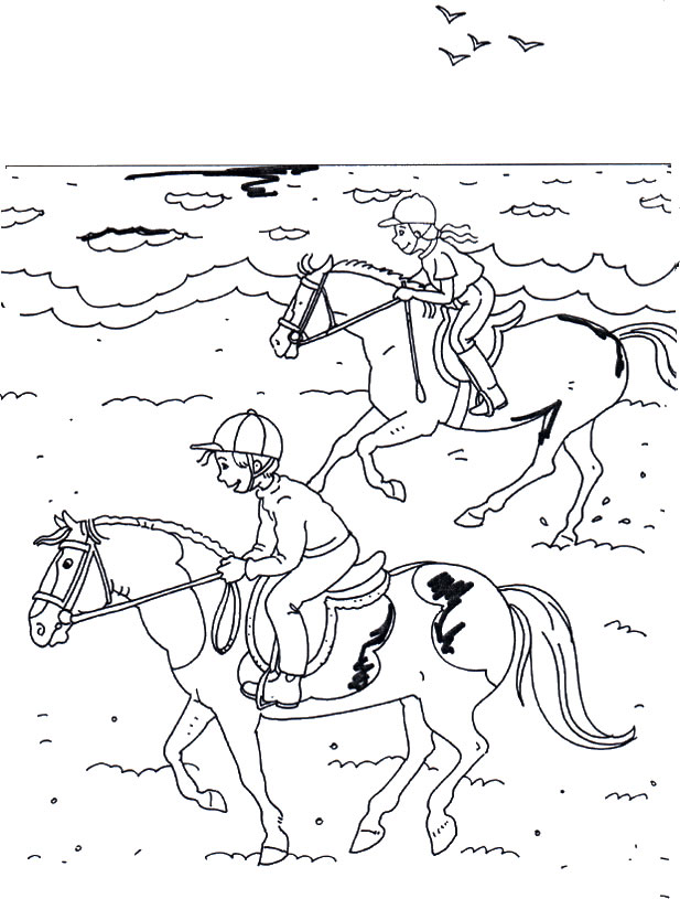 Due ragazzi in escursione a cavallo
